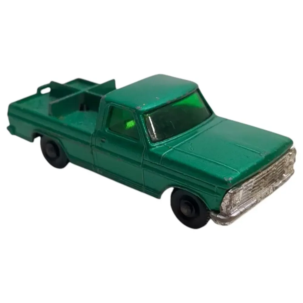 Vintage Lesney England Matchbox Series No. 50 Green Ford Kennel Truck 1968